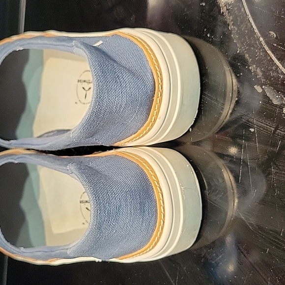 Toms slip on - Picture 5 of 11